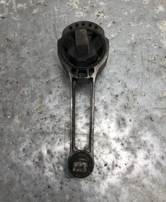 Alfa Romeo Brera Engine mounting bracket 50501956