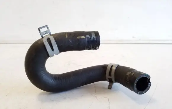 Volvo XC40 Engine coolant pipe/hose 32138057