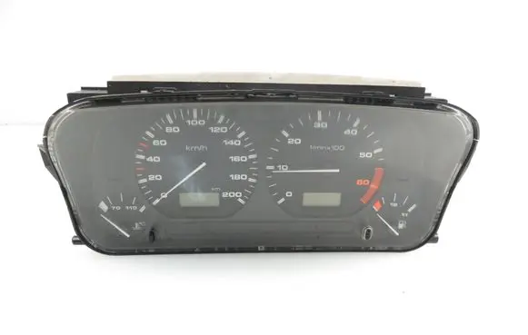 Volkswagen Polo III 6N 6N2 6NF Speedometer (instrument cluster) 