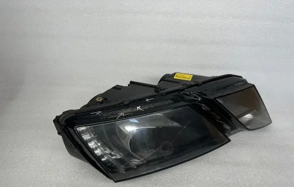 Skoda Octavia Mk3 (5E) Headlight/headlamp 5E1941016C 030110420200 LE15A6368