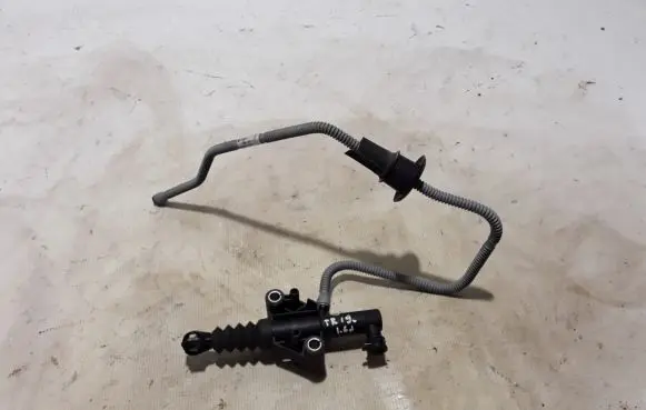 Renault Trafic III (X82) Clutch slave cylinder 306100530R