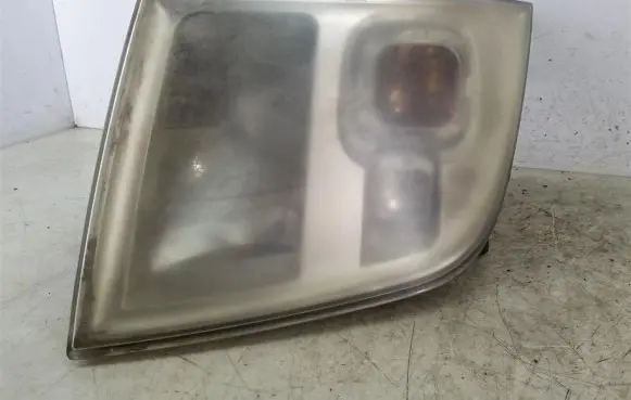Ford Transit Courier Headlight/headlamp