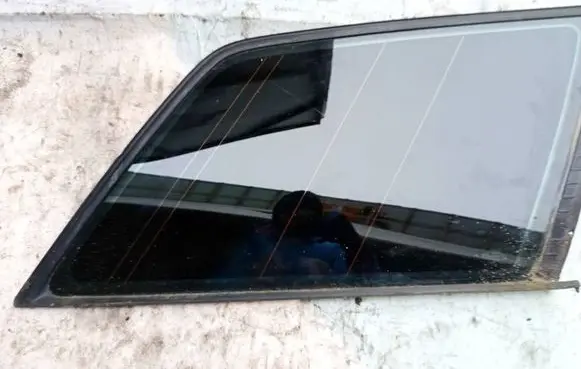 Audi A6 S6 C5 4B Rear side window AS2