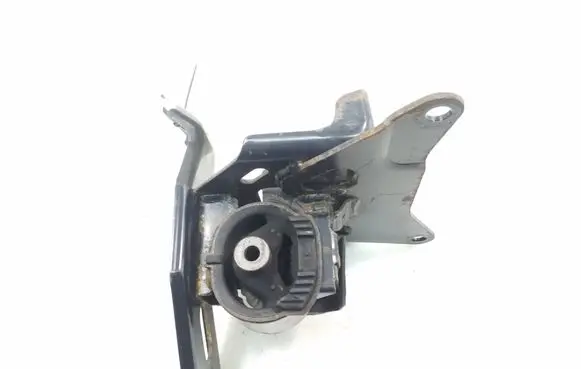 Toyota Urban Cruiser (XP110) Engine mount bracket 1237247070