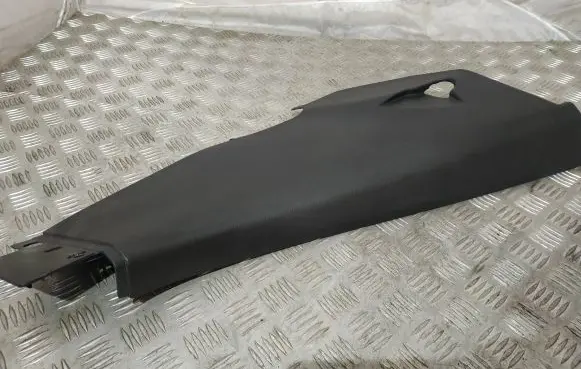 Volkswagen Touareg II (C) pillar trim 7P0867766 7P0867766D