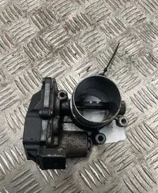 Audi A4 S4 B8 8K Throttle valve 03L128063D