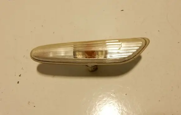 BMW 5 E60 E61 Front fender indicator light 8382104 63123