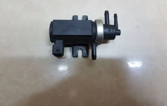 Volkswagen Caddy Turbo solenoid valve 1H0906627