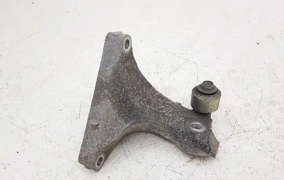 Subaru Legacy Engine mounting bracket 1608222228