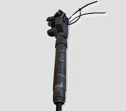 Ford Mondeo MK V Fuel injector 28602948 9674984080