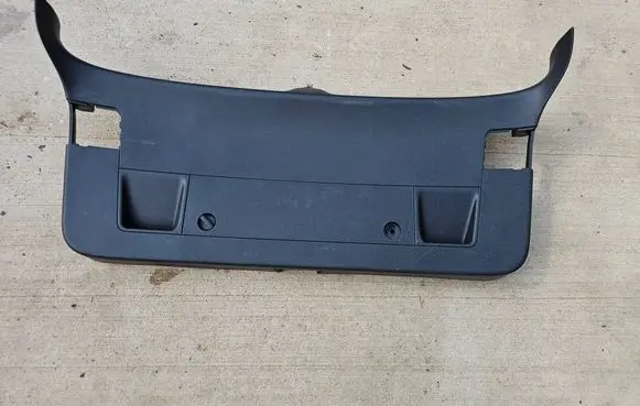 Volkswagen PASSAT B6 Tailgate trim 3C9867605D 3C9867605E