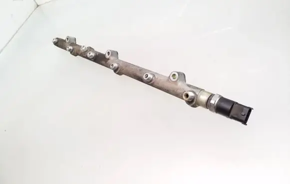 Fuel main line pipe