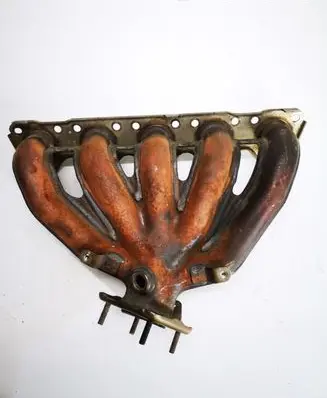 Volkswagen PASSAT B7 USA Exhaust manifold 07K253031A
