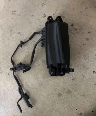 Mercedes-Benz GLC X253 C253 Vacuum air tank A6510701000 24072017