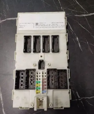BMW 3 F30 F35 F31 Central body control module 9352861
