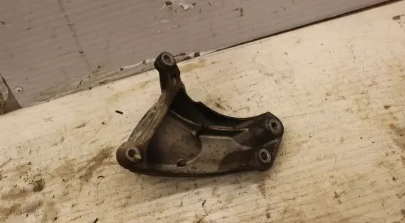 Audi A6 S6 C6 4F Gearbox mounting bracket 4F0399114B
