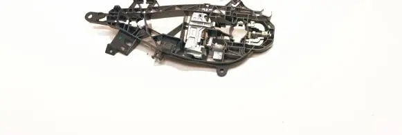 Rear door exterior handle/bracket