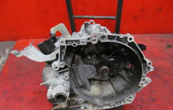 Citroen C3 Aircross Manual 5 speed gearbox 20V247