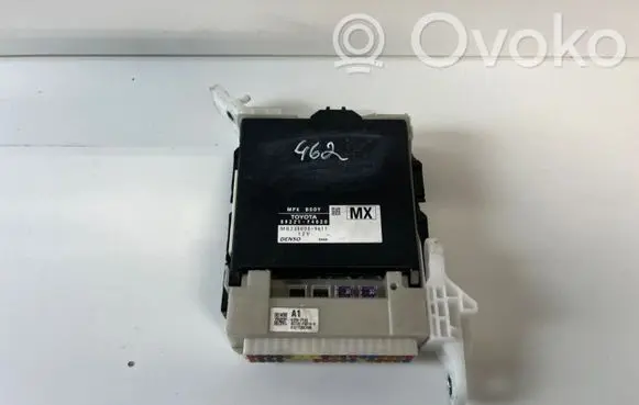 Toyota C-HR I Comfort/convenience module 89221F4020