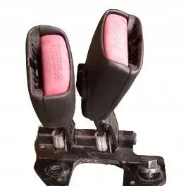 Mitsubishi Carisma Rear seatbelt buckle