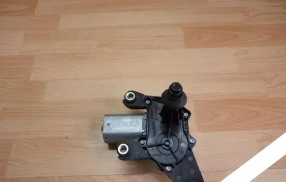 Renault Twingo II Wiper motor 288101843R
