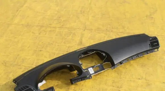 Mercedes-Benz E W211 Dashboard A2116800687