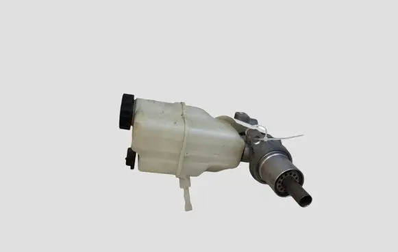 Peugeot 508 Master brake cylinder 9646980980