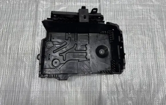 Fiat 600 Battery box tray 9836759680