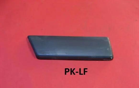 Fender trim (molding)
