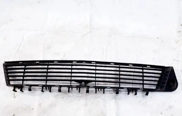Opel Vectra C Front bumper lower grill 09186126 0551004542