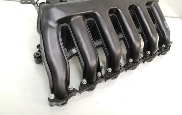 BMW 5 E60 E61 Intake manifold 7790700 7790701