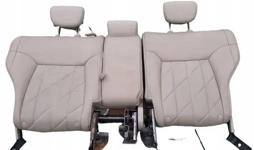 Infiniti FX Rear seat INFINITIQX70FXS51