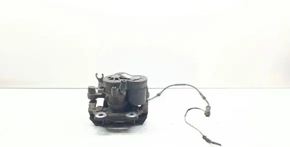 BMW 2 F46 Rear brake caliper 6798958