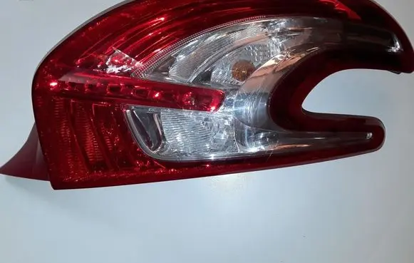 Peugeot 208 I Rear/tail lights VPCPFX13404A