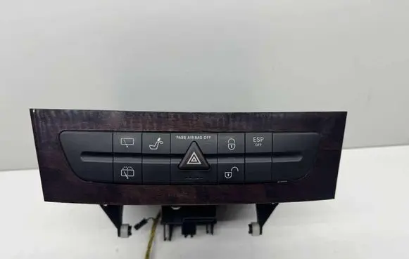 Mercedes-Benz E W211 A set of switches A2116800552