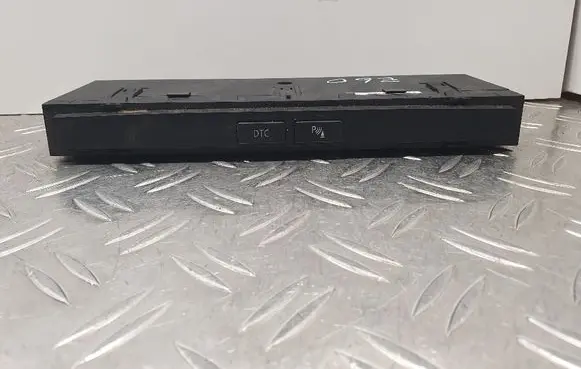 BMW 5 E60 E61 Parking (PDC) sensor switch 6985748 13580660