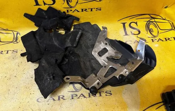 Porsche Panamera (970) Heat shield in engine bay 97050454302 97050454303 97034735105