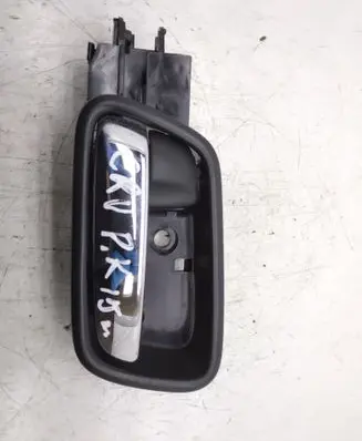 Honda CR-V Front door interior handle