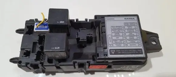 Volvo S40, V40 Fuse box set 30889989