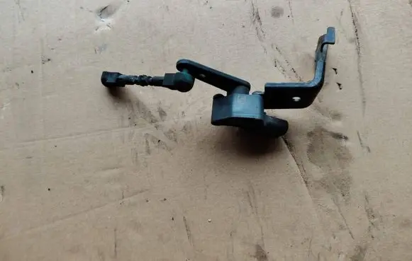 Audi Q7 4M Headlight/headlamp level sensor 4M0907504A 4M0941285C