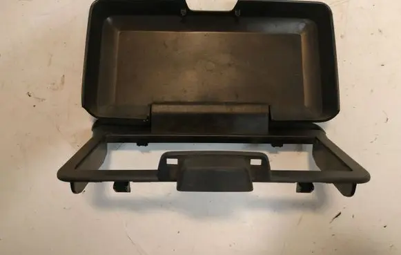 Volvo V70 Other trunk/boot trim element 1882