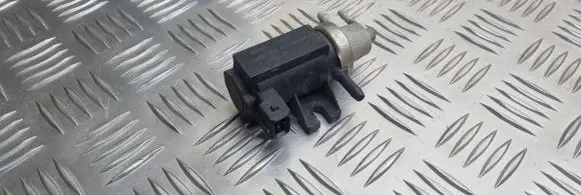 Volkswagen Sharan Turbo solenoid valve 1H0906627A 72190325 03T352