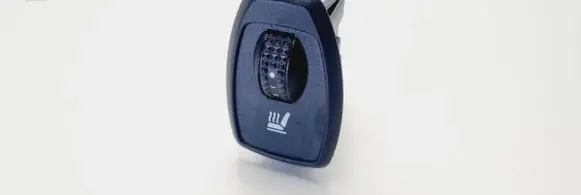 Renault Zoe Seat heating switch 3225010101 526810032 123456701