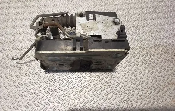Dacia Logan I Sliding door lock 8200928490