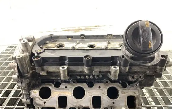 Volkswagen Touareg I Engine head 0593B