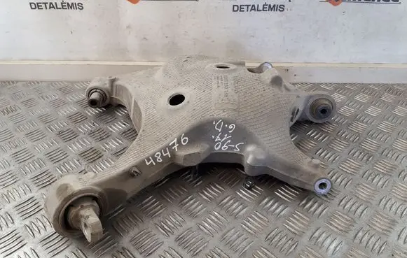 Rear upper control arm/wishbone