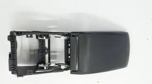 Skoda Octavia Mk3 (5E) Armrest 5E0864207ACR 5E0864207