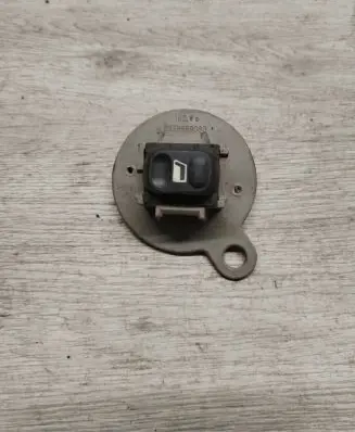 Citroen Xsara Picasso Electric window control switch 9638569080