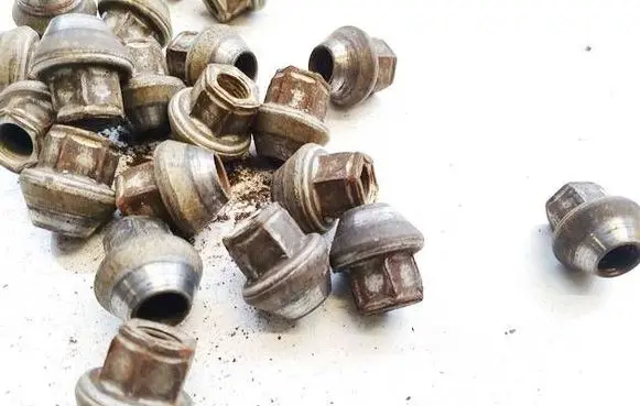 Subaru Forester SG Nuts/bolts 