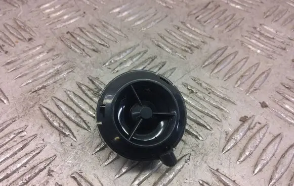 Mitsubishi Outlander Front door high frequency speaker 7B024u1